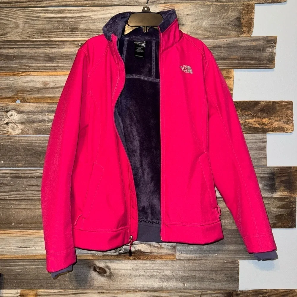 The North Face Chromium Thermal Jacket Color: Passion Pink- Small